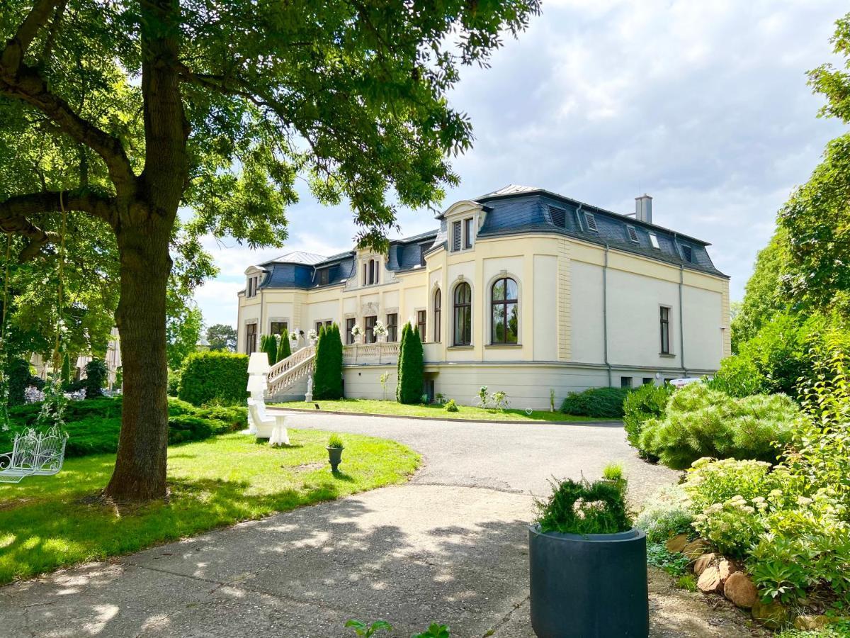 Schloss Breitenfeld Hotel & Tagung Leipzig Buitenkant foto